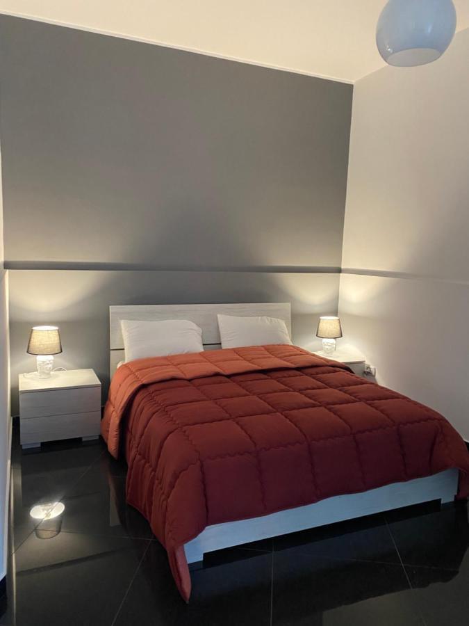 Casa Pirandello 12 Apartment คาตาเนีย ภายนอก รูปภาพ